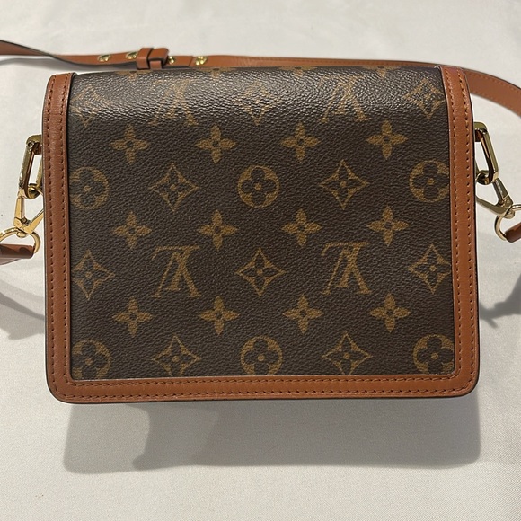 Louis Vuitton Mini-Dauphine Monogram Reverse - Picture 9 of 16